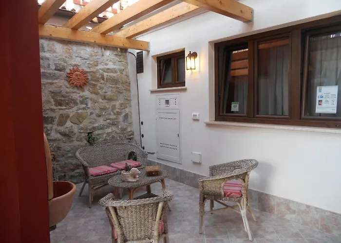 Bed and Breakfast Tra Monti E Mare