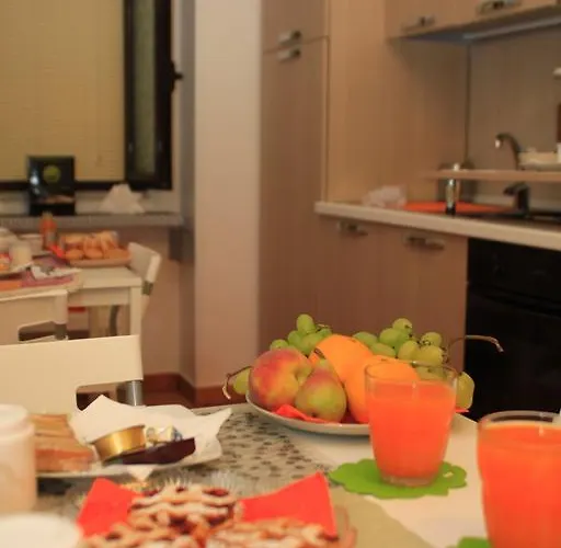 Tra Monti E Mare Bed and Breakfast Ogliastro Cilento