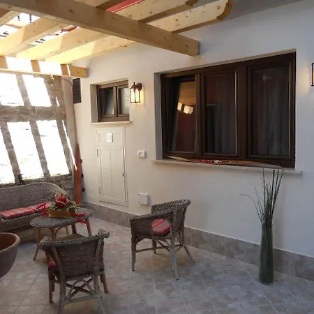 Tra Monti E Mare فندق مبيت وإفطار