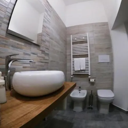 Tra Monti E Mare Bed & Breakfast 4*