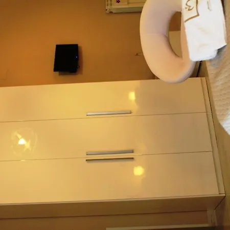 فندق مبيت وإفطار Tra Monti E Mare 4*