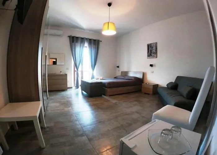 B&B Tra Monti E Mare 4*