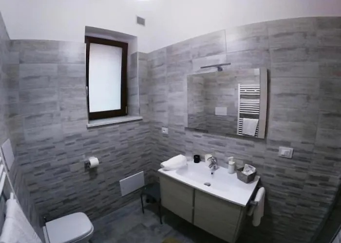 B&B Tra Monti E Mare 4*